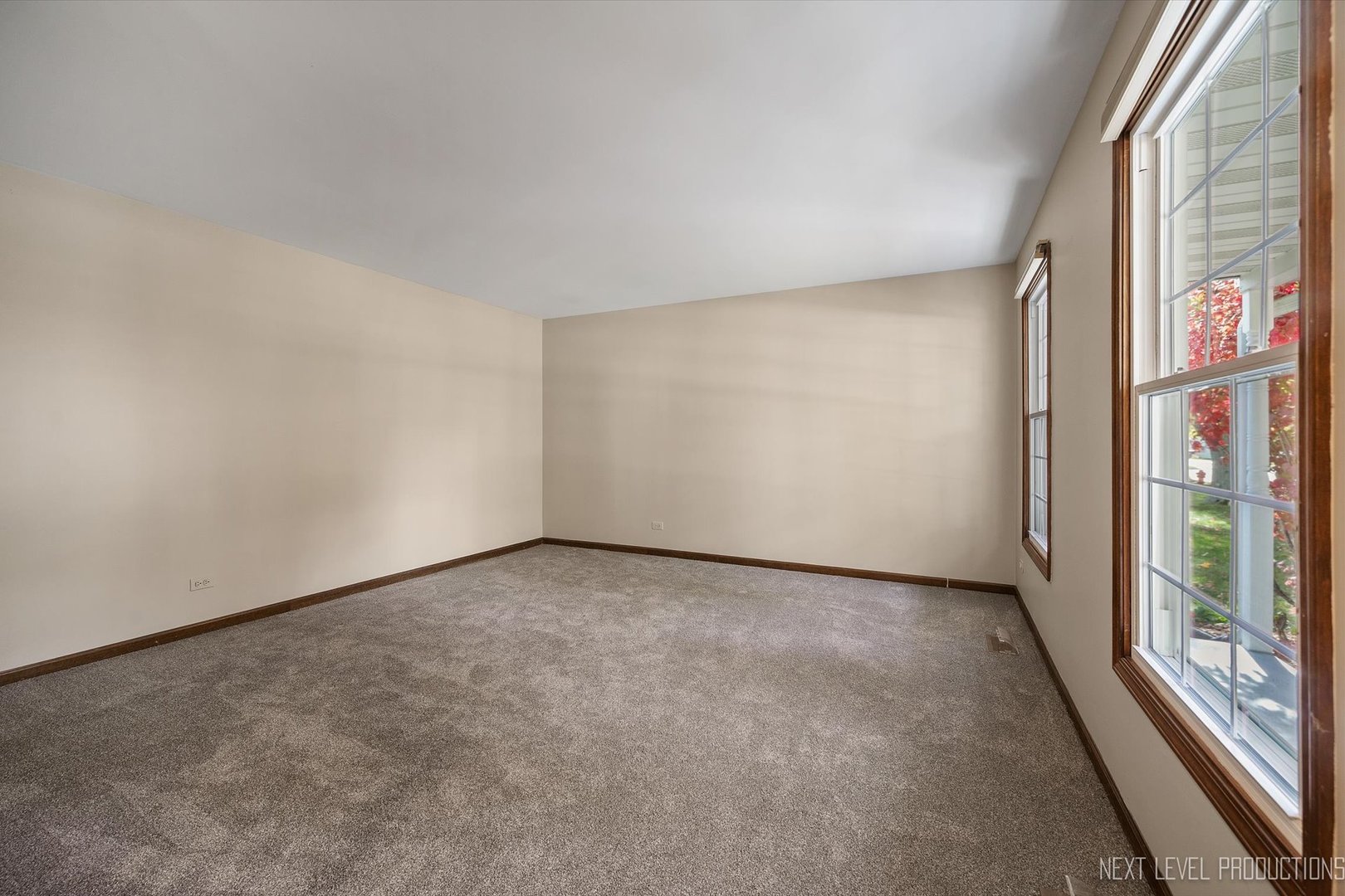 231 N Cambridge Drive