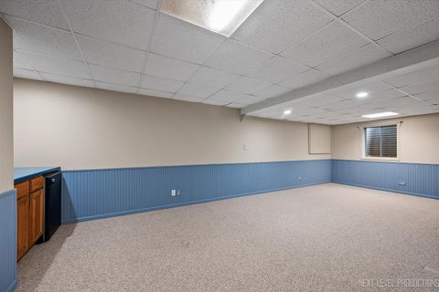 Tiny photo for 231 N Cambridge Drive, Geneva, IL 60134 (MLS # 12514661)