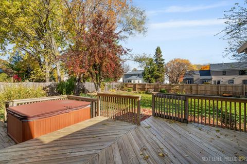 Tiny photo for 231 N Cambridge Drive, Geneva, IL 60134 (MLS # 12514661)