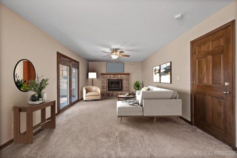 Tiny photo for 231 N Cambridge Drive, Geneva, IL 60134 (MLS # 12514661)