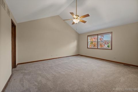 Tiny photo for 231 N Cambridge Drive, Geneva, IL 60134 (MLS # 12514661)