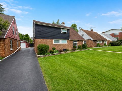 Photo of 4316 Elm Avenue, Lyons, IL 60534 (MLS # 12648000)