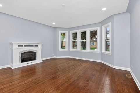 Tiny photo for 5624 W Pensacola Avenue, Chicago, IL 60634 (MLS # 12635189)