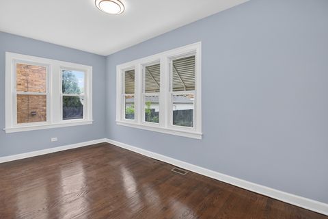 Tiny photo for 5624 W Pensacola Avenue, Chicago, IL 60634 (MLS # 12635189)