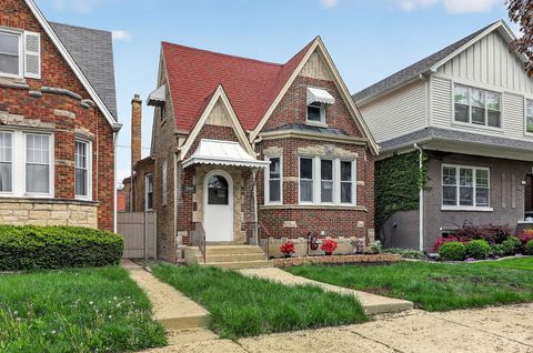 Tiny photo for 5624 W Pensacola Avenue, Chicago, IL 60634 (MLS # 12635189)