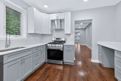 Tiny photo for 5624 W Pensacola Avenue, Chicago, IL 60634 (MLS # 12635189)