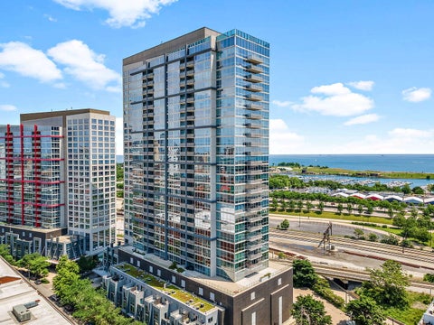 Photo of 1901 S Calumet Avenue #2706, Chicago, IL 60616 (MLS # 12727768)