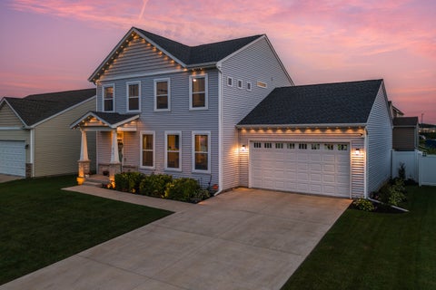 Tiny photo for 610 17th Avenue, Silvis, IL 61282 (MLS # 12723587)