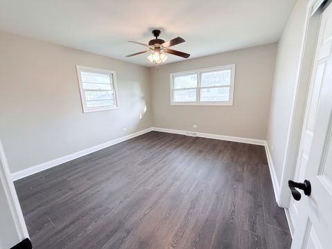 Tiny photo for 2225 W Acres Road, Joliet, IL 60435 (MLS # 12488055)