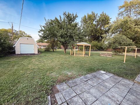 Tiny photo for 2225 W Acres Road, Joliet, IL 60435 (MLS # 12488055)