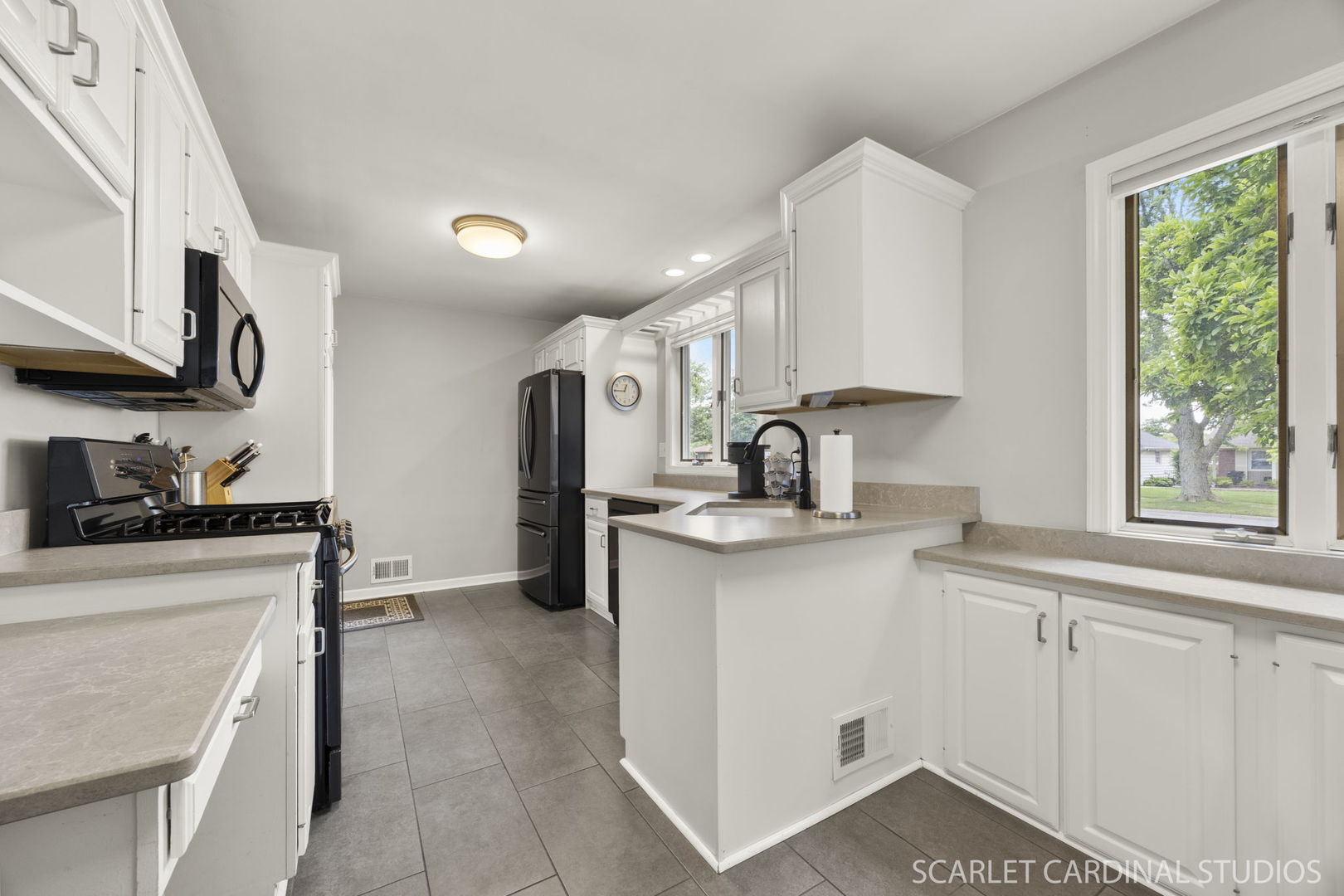 22 W Jackson Street
