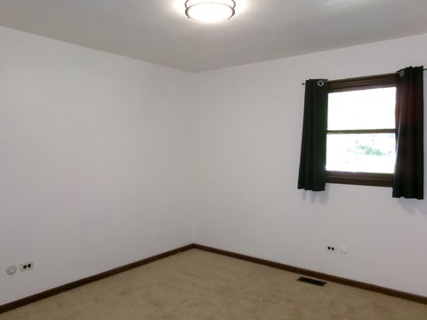 Tiny photo for 38604 N Waveland Avenue, Wadsworth, IL 60083 (MLS # 12763650)