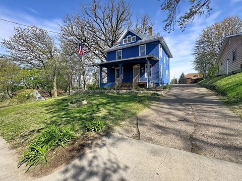 Tiny photo for 1225 23rd Avenue, Rock Island, IL 61201 (MLS # 12625287)