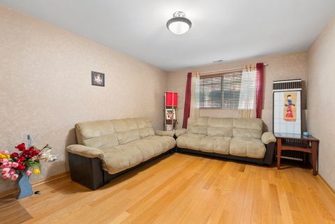 Tiny photo for 9411 Albany Court, Orland Park, IL 60467 (MLS # 12453243)