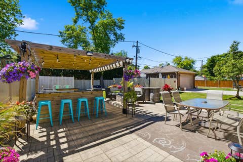 Tiny photo for 204 S Home Avenue, Park Ridge, IL 60068 (MLS # 12666073)