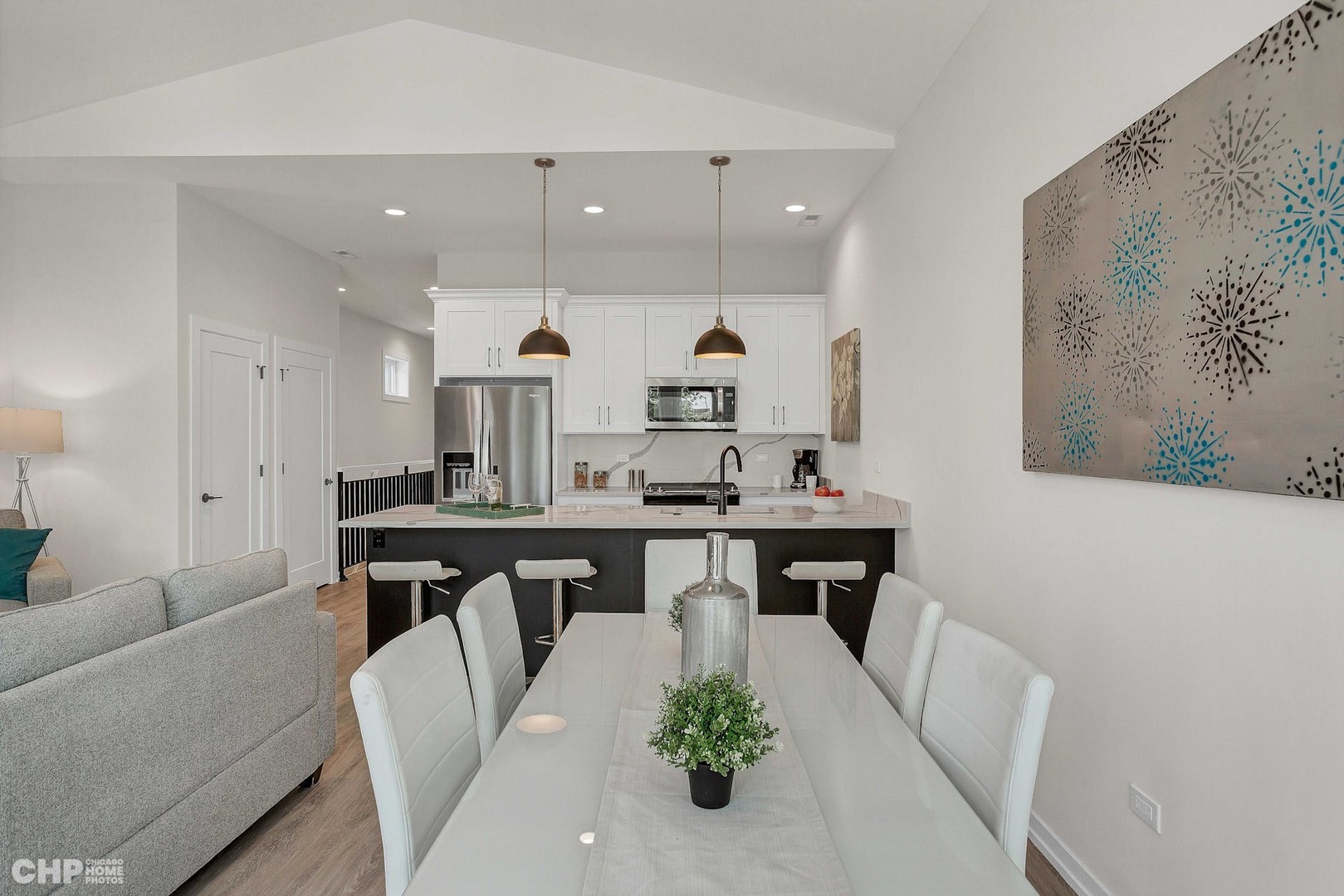 5201 S Wabash Avenue