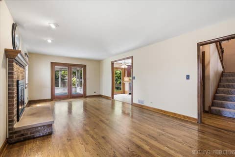 Tiny photo for 1054 S Oakland Avenue, Villa Park, IL 60181 (MLS # 12712678)
