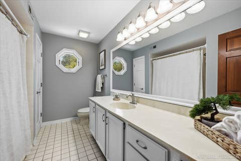 Tiny photo for 1054 S Oakland Avenue, Villa Park, IL 60181 (MLS # 12712678)