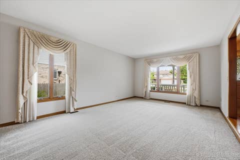 Tiny photo for 1054 S Oakland Avenue, Villa Park, IL 60181 (MLS # 12712678)