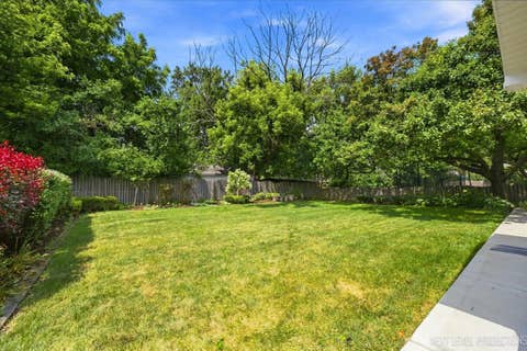 Tiny photo for 1054 S Oakland Avenue, Villa Park, IL 60181 (MLS # 12712678)