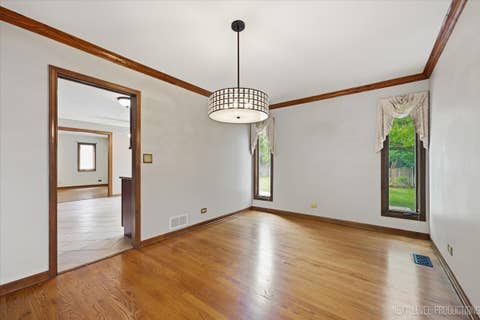 Tiny photo for 1054 S Oakland Avenue, Villa Park, IL 60181 (MLS # 12712678)