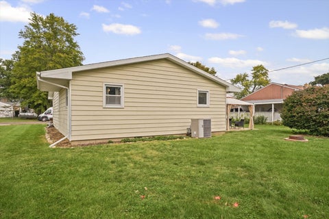 Tiny photo for 125 Maple Street, Gibson City, IL 60936 (MLS # 12786534)