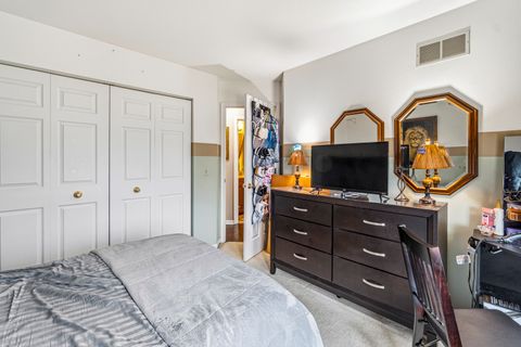 Tiny photo for 1139 Ironwood Court, Elgin, IL 60120 (MLS # 12588715)