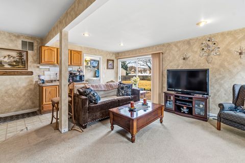 Tiny photo for 1139 Ironwood Court, Elgin, IL 60120 (MLS # 12588715)