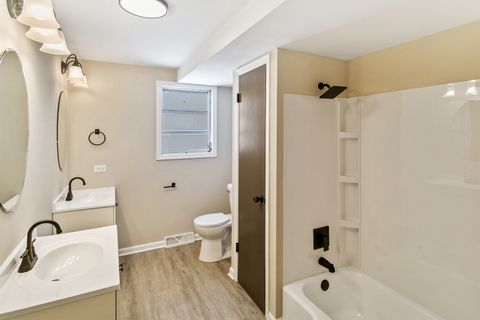 Tiny photo for 9204 Kedvale Avenue, Oak Lawn, IL 60453 (MLS # 12557391)