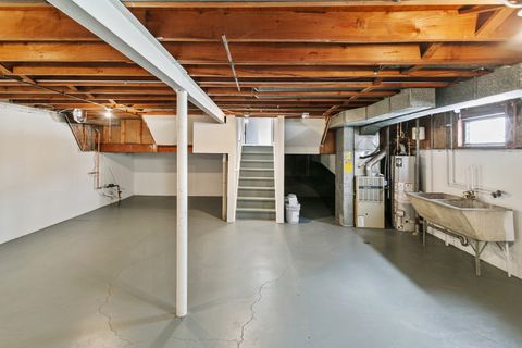 Tiny photo for 9204 Kedvale Avenue, Oak Lawn, IL 60453 (MLS # 12557391)