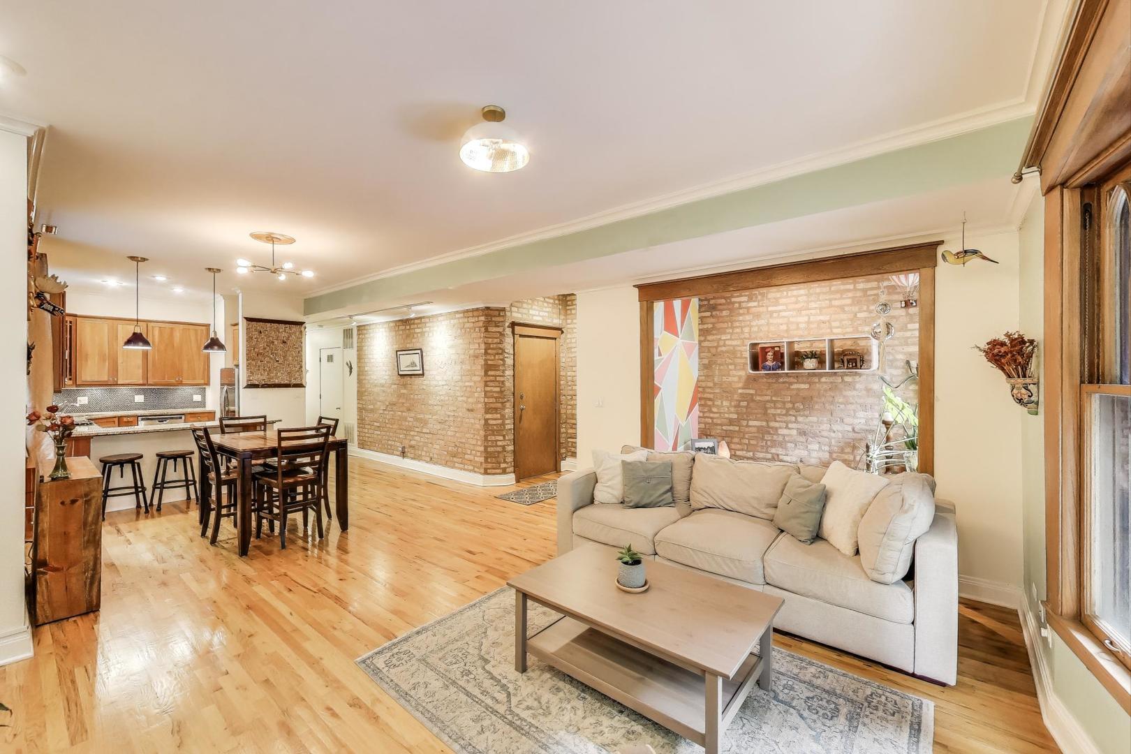 4611 N MAGNOLIA Avenue 2