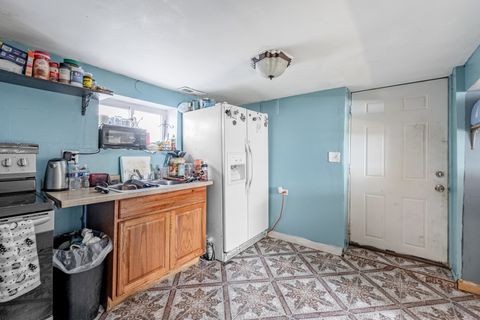 Tiny photo for 5844 W Maple Avenue, Berkeley, IL 60163 (MLS # 12375635)