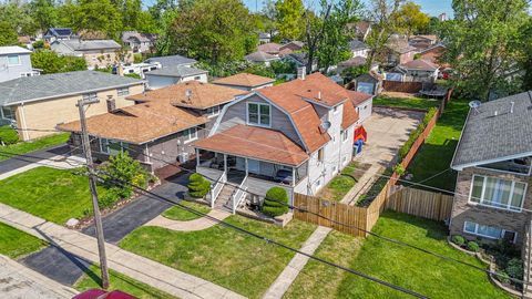 Tiny photo for 5844 W Maple Avenue, Berkeley, IL 60163 (MLS # 12375635)