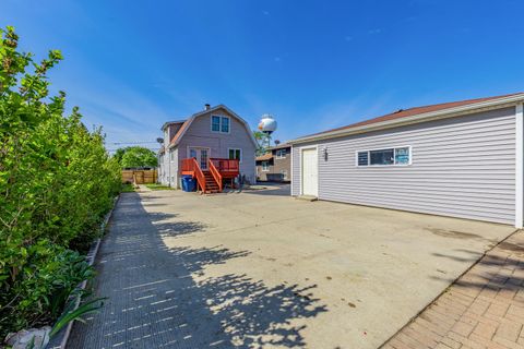 Tiny photo for 5844 W Maple Avenue, Berkeley, IL 60163 (MLS # 12375635)