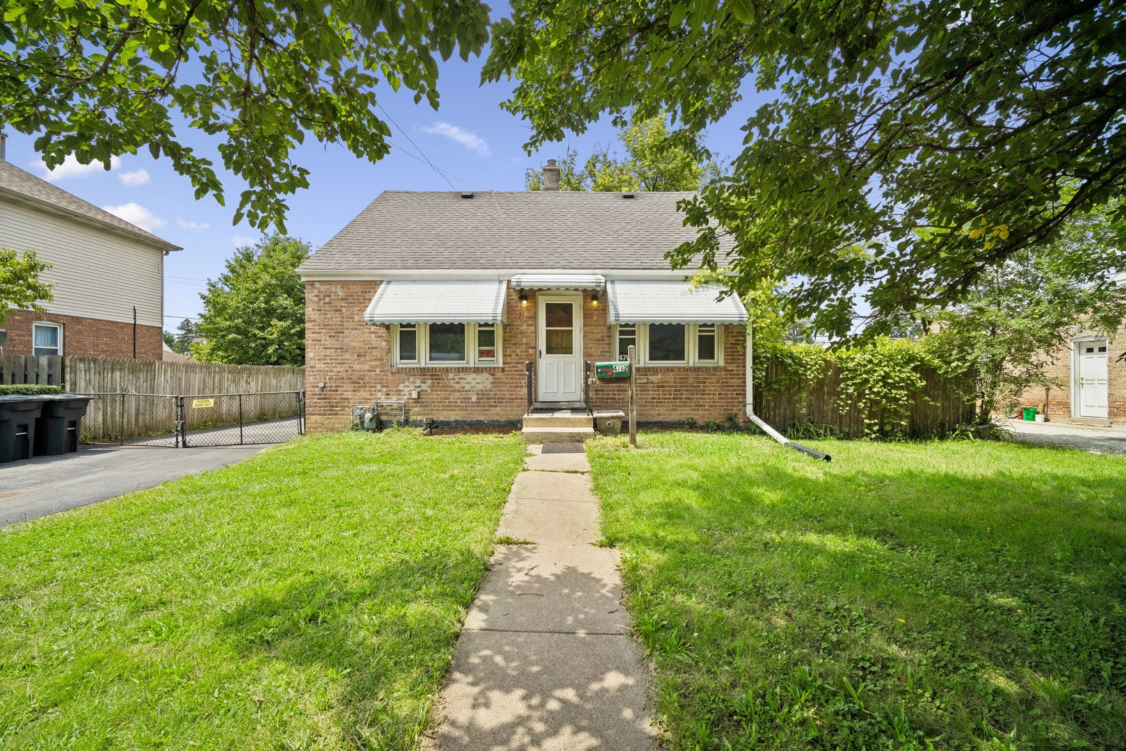 4702 River Road
