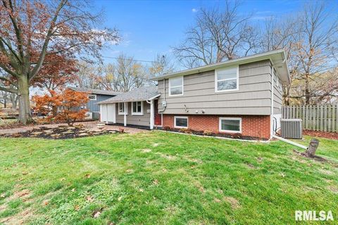 Tiny photo for 1520 PARKLANE Drive, Bettendorf, IA 52722 (MLS # QC4269695)