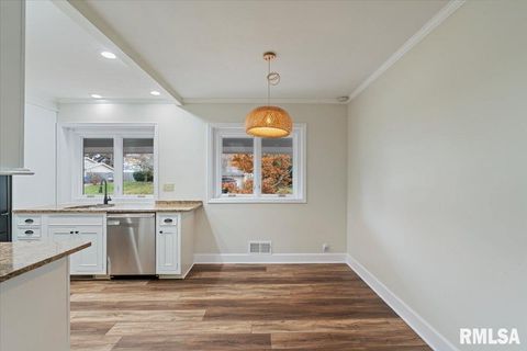 Tiny photo for 1520 PARKLANE Drive, Bettendorf, IA 52722 (MLS # QC4269695)