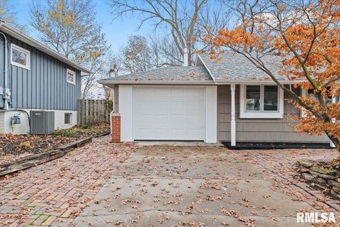Tiny photo for 1520 PARKLANE Drive, Bettendorf, IA 52722 (MLS # QC4269695)