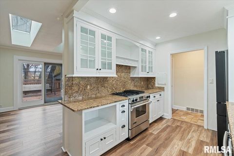 Tiny photo for 1520 PARKLANE Drive, Bettendorf, IA 52722 (MLS # QC4269695)