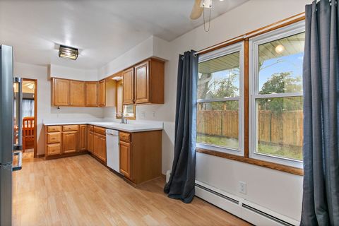 Tiny photo for 211 E Ottawa Street, Sycamore, IL 60178 (MLS # 12624872)