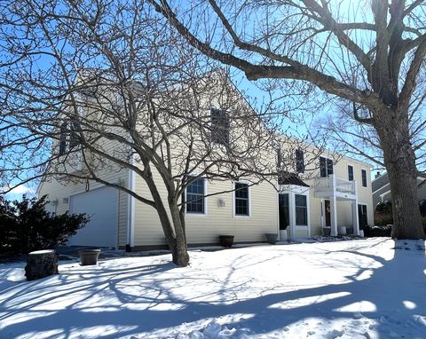 Tiny photo for 603 Arlington Parkway, Sleepy Hollow, IL 60118 (MLS # 12580098)