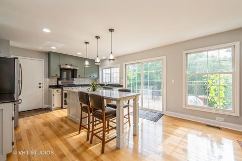 Tiny photo for 603 Arlington Parkway, Sleepy Hollow, IL 60118 (MLS # 12580098)