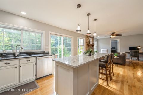 Tiny photo for 603 Arlington Parkway, Sleepy Hollow, IL 60118 (MLS # 12580098)