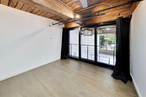 Tiny photo for 1000 W Washington Boulevard #141, Chicago, IL 60607 (MLS # 12722285)