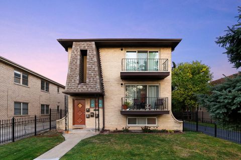 Photo of 1941 N 19th Avenue #2, Melrose Park, IL 60160 (MLS # 12511516)