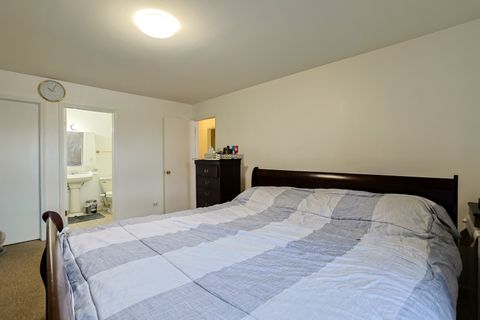 Tiny photo for 1030 Cottonwood Court #2A, Wheeling, IL 60090 (MLS # 12539705)