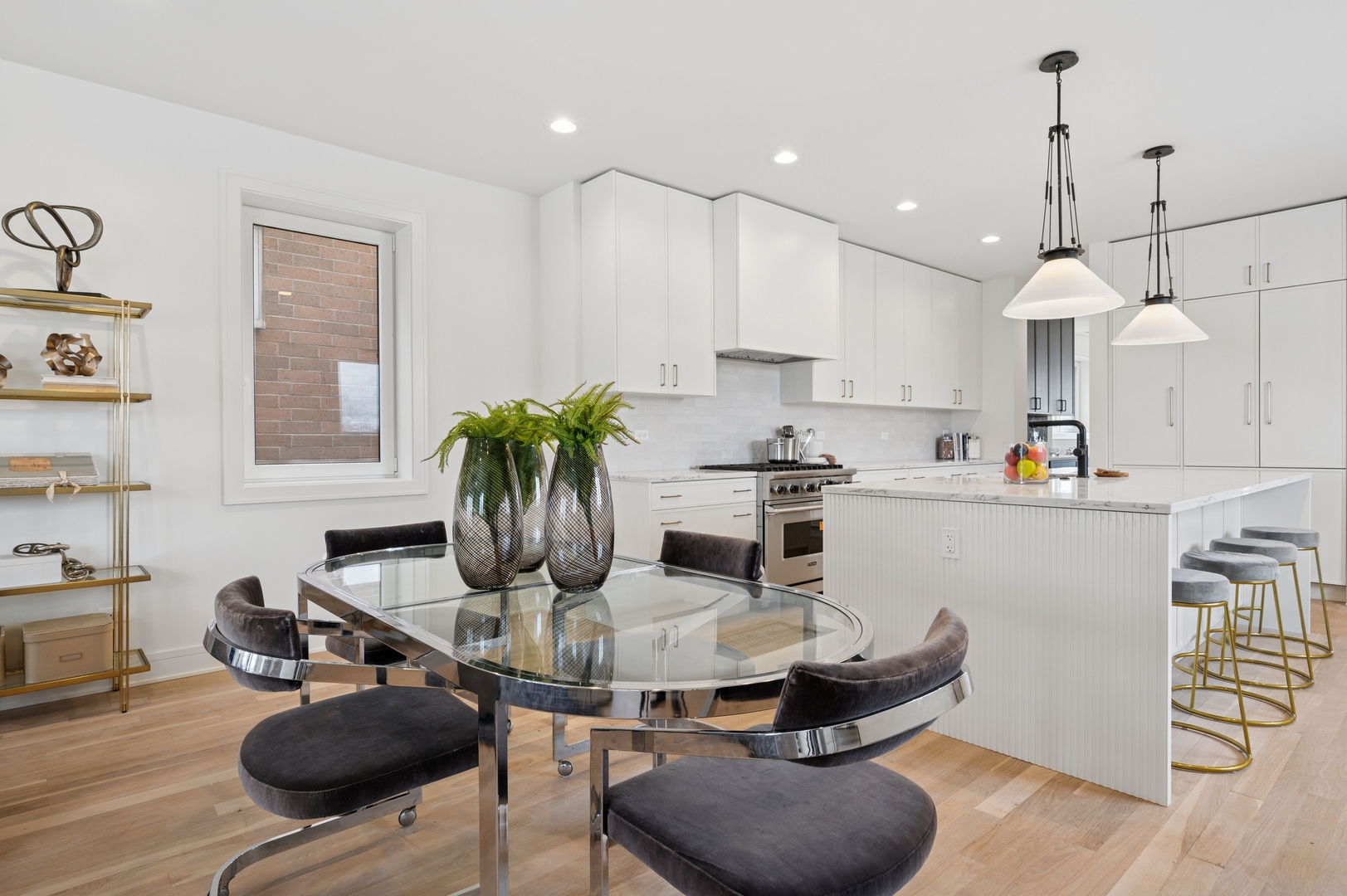 1352 W Diversey Parkway 3