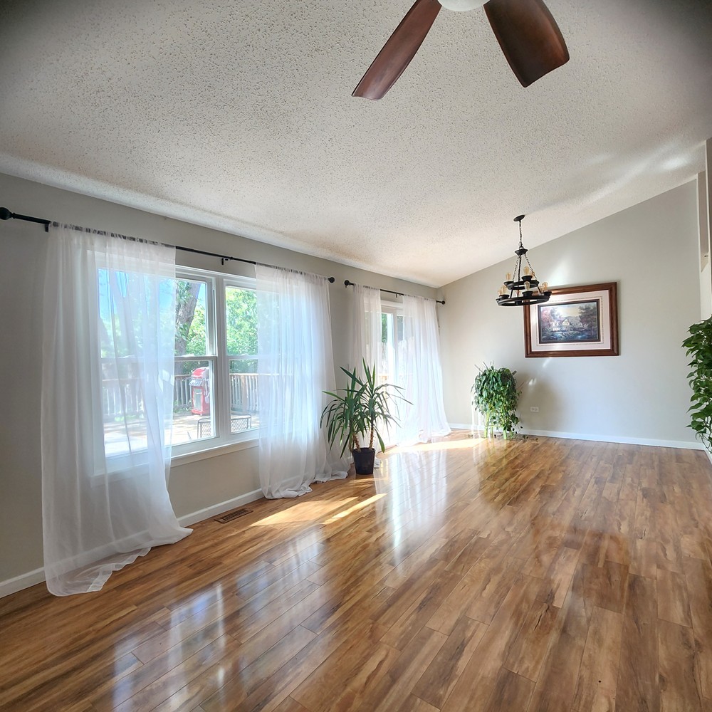 614 Lyon Court