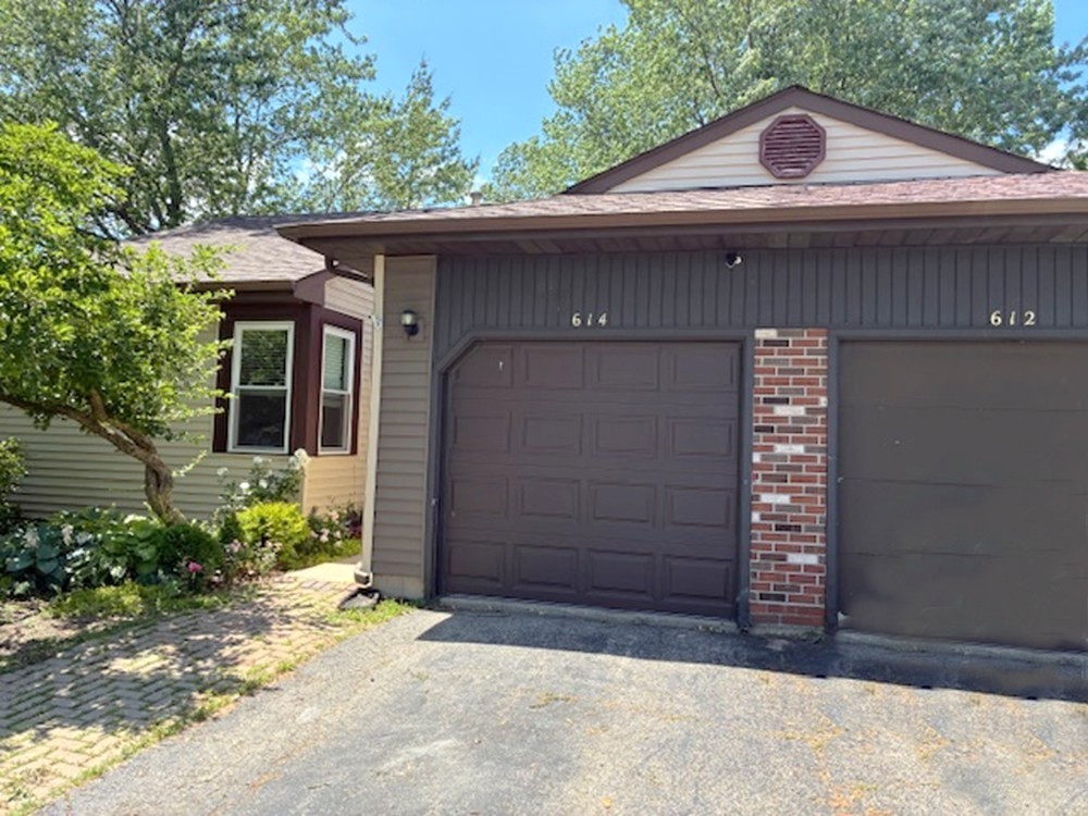 614 Lyon Court