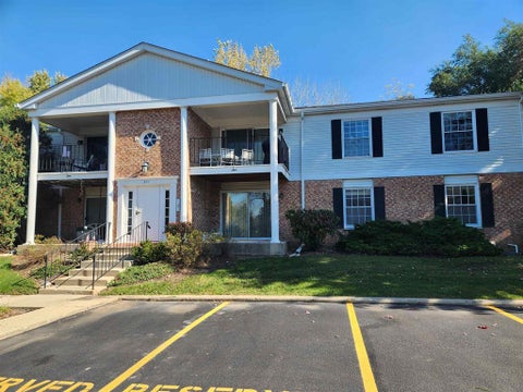 Tiny photo for 971 Golf Course Road #4, Crystal Lake, IL 60014 (MLS # 12797018)
